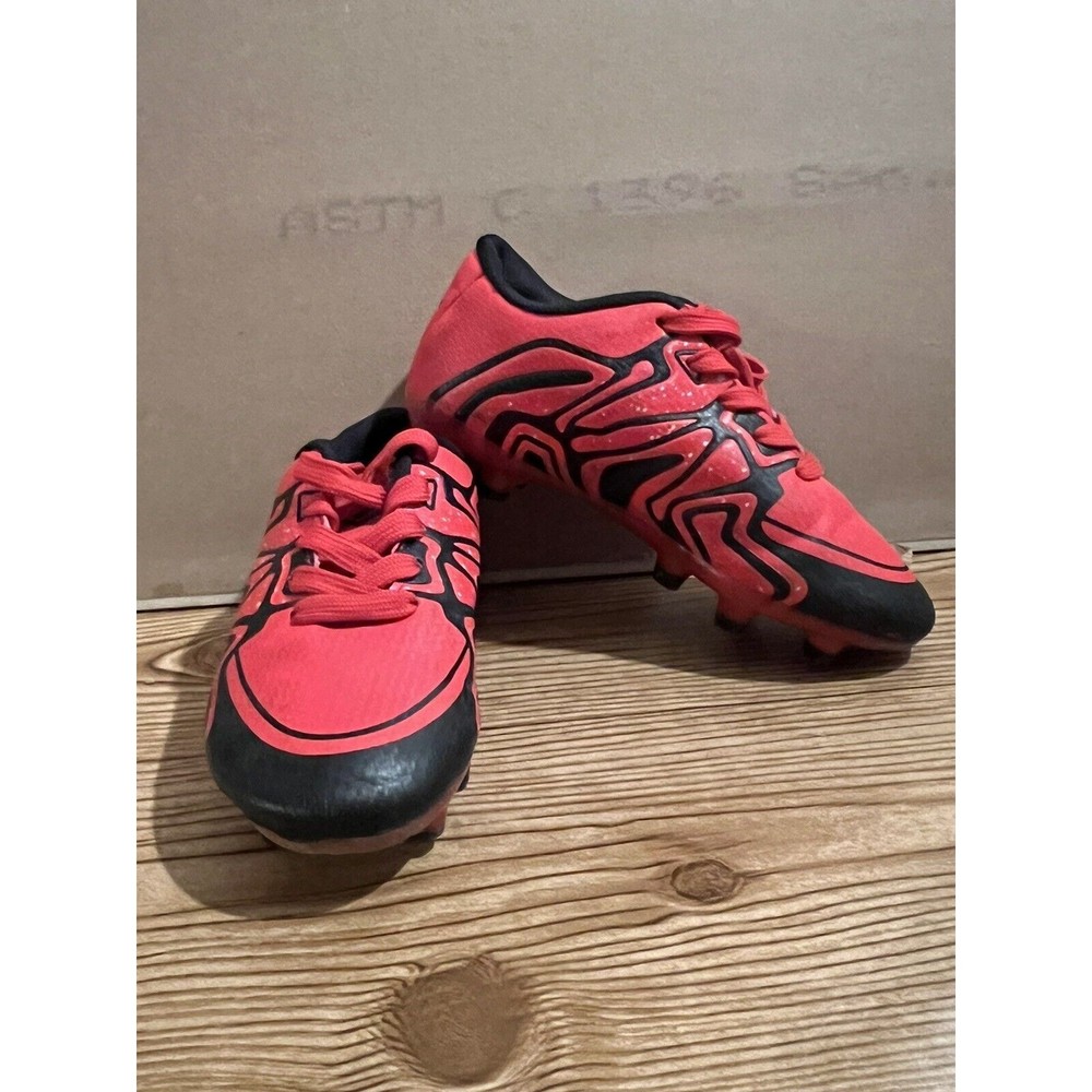Boys Girls Youth Soccer Shoes Football Shoes School Soccer Cleats. Red/Black 10Y